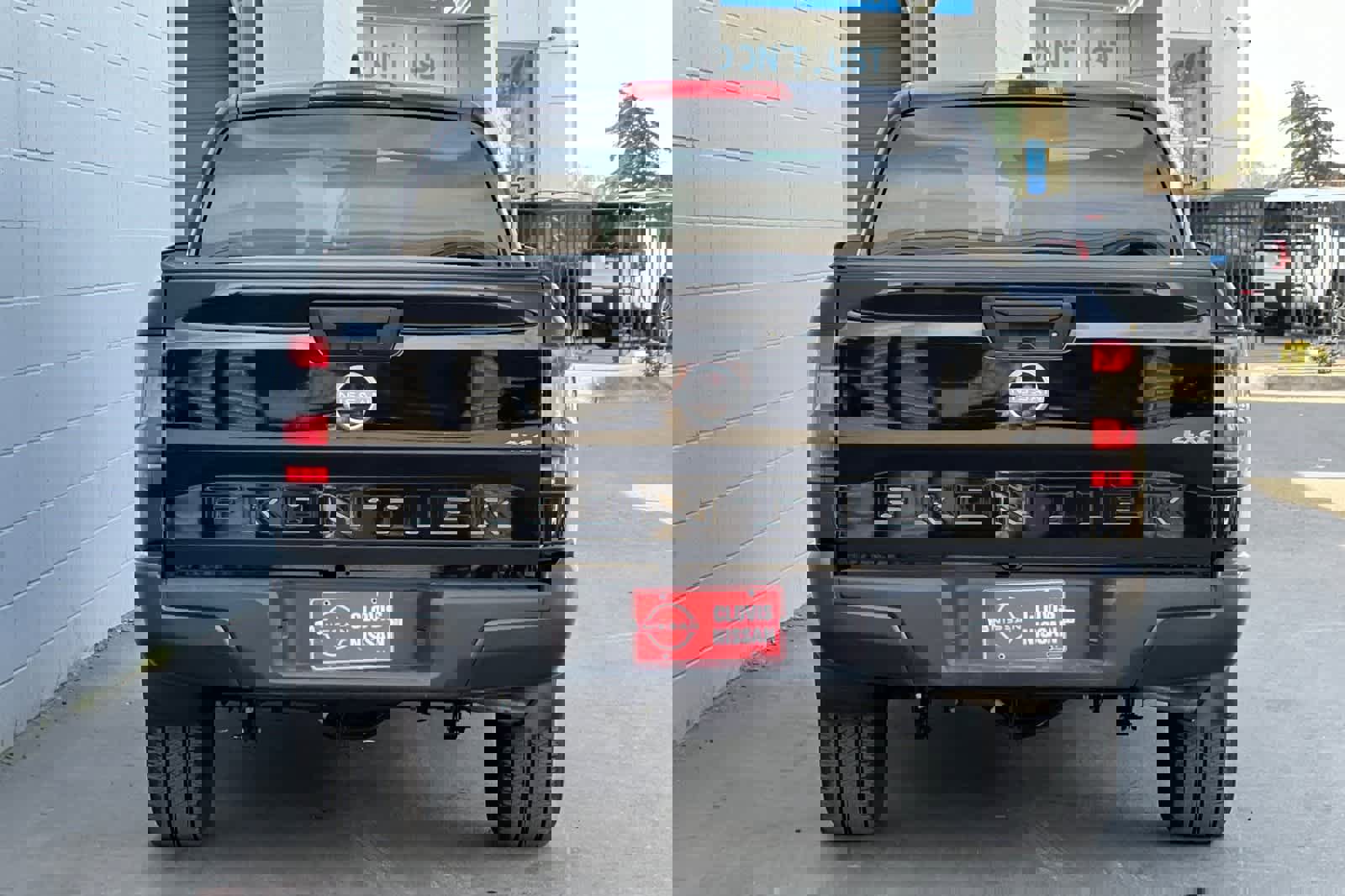 Certified 2023 Nissan Frontier S image 8