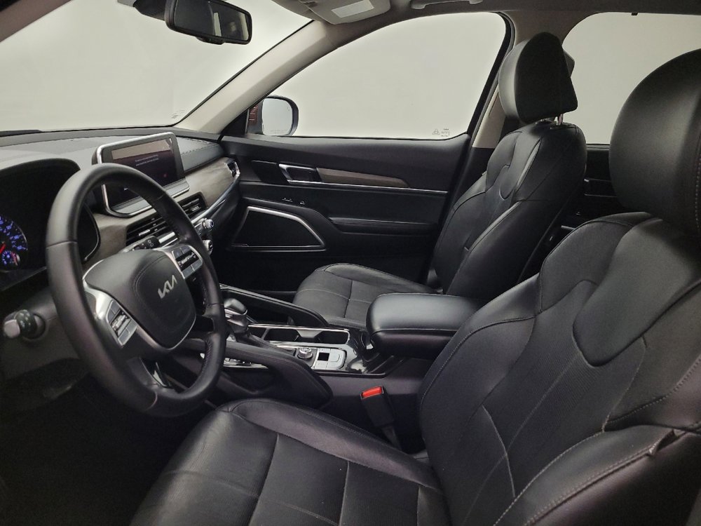 Used 2022 Kia Telluride EX w/ EX Premium Package image 17