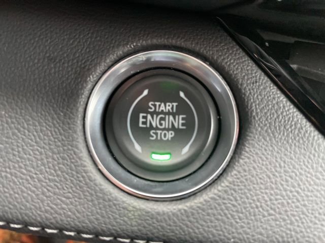 Used 2025 Buick Enclave Preferred AWD/4WD image 24