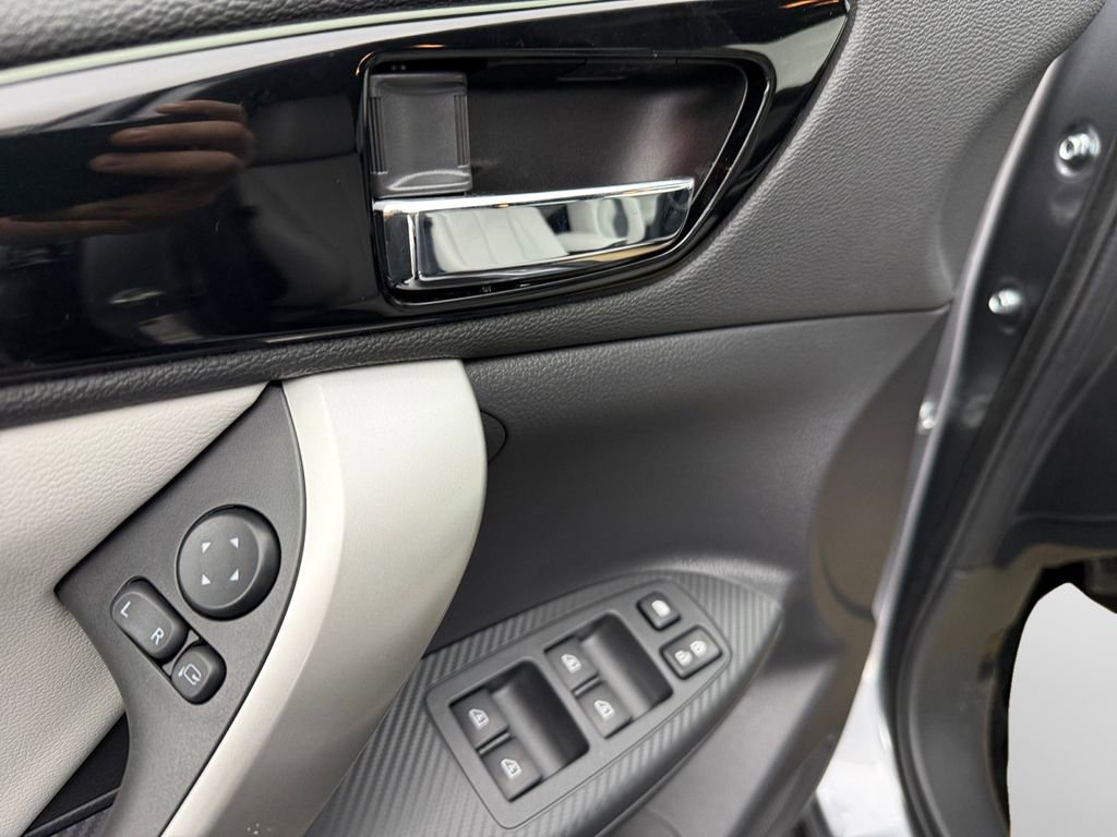 New 2026 Mitsubishi Eclipse Cross SEL image 14