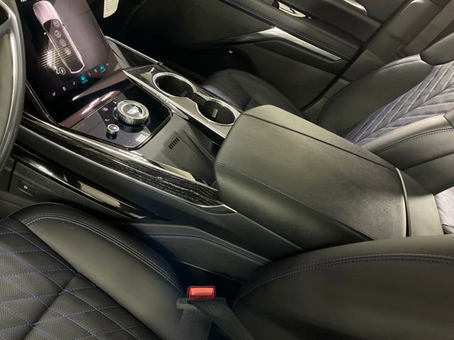 New 2026 Cadillac Escalade IQ Sport 1 w/ LPO, ONYX Package image 17