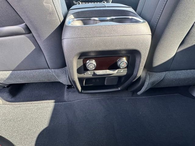 New 2026 Chevrolet Traverse RS image 12