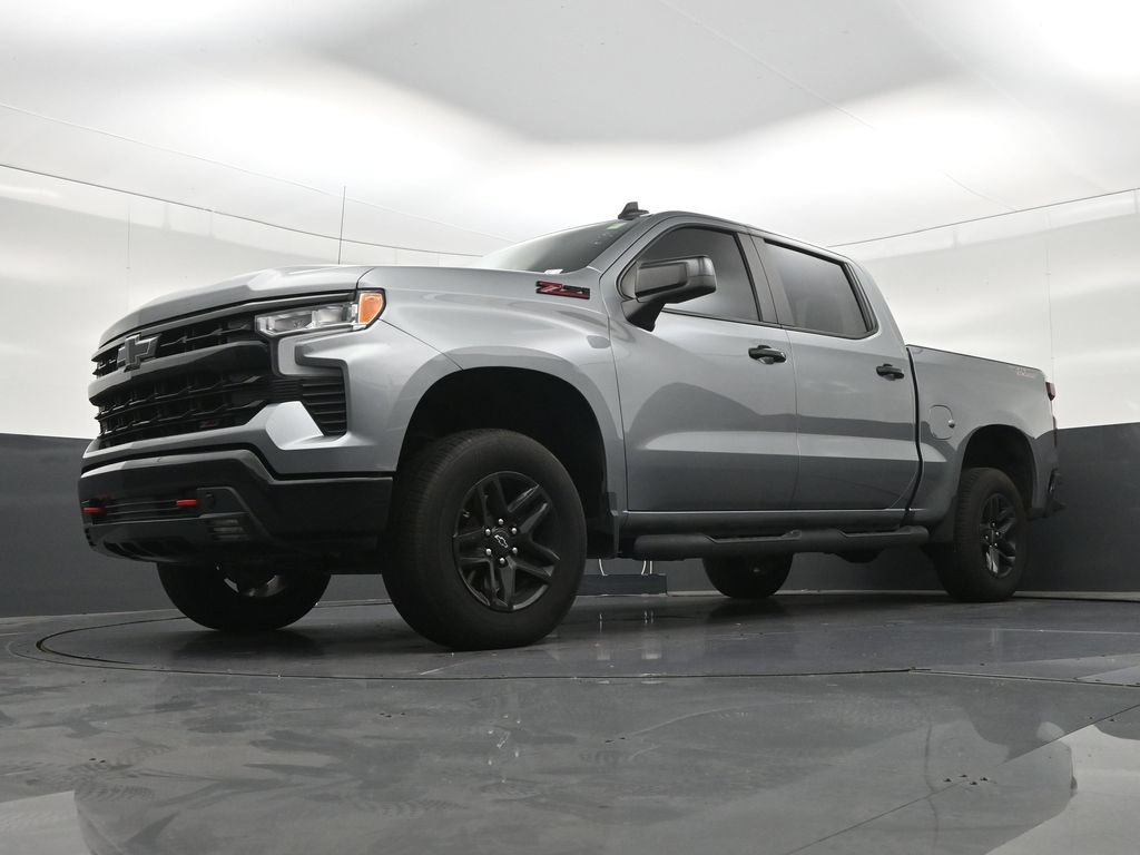 Used 2024 Chevrolet Silverado 1500 LT Trail Boss w/ Convenience Package II AWD/4WD image 24