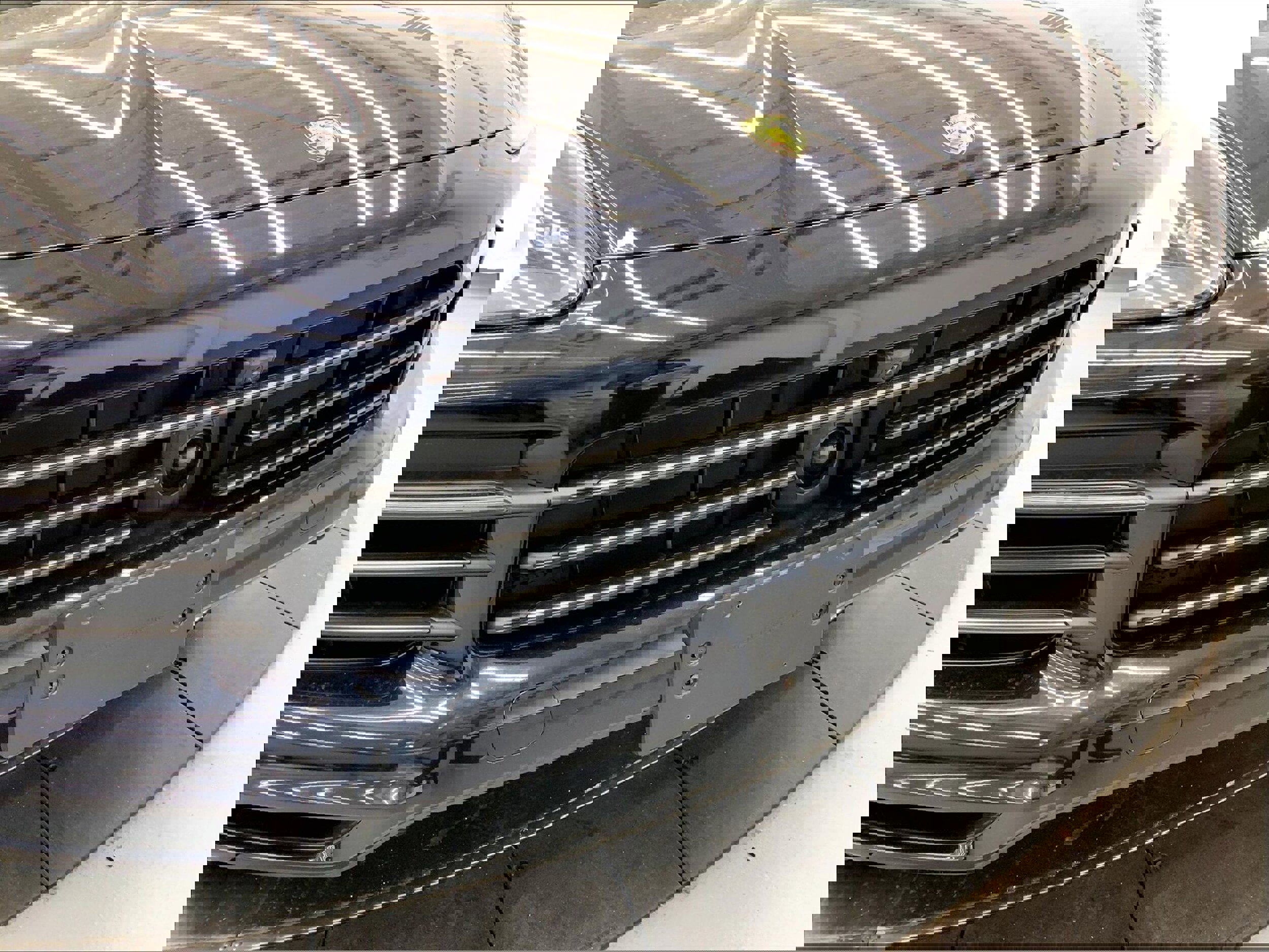 Used 2023 Porsche Cayenne Platinum Edition image 29