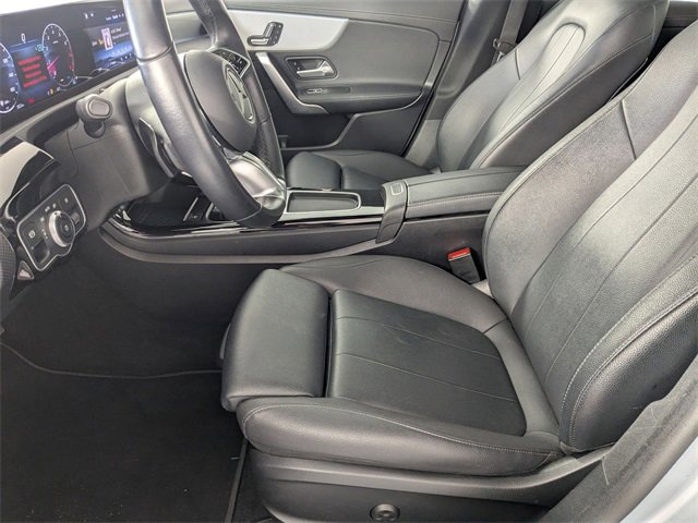 Used 2025 Mercedes-Benz CLA 250 4MATIC image 14