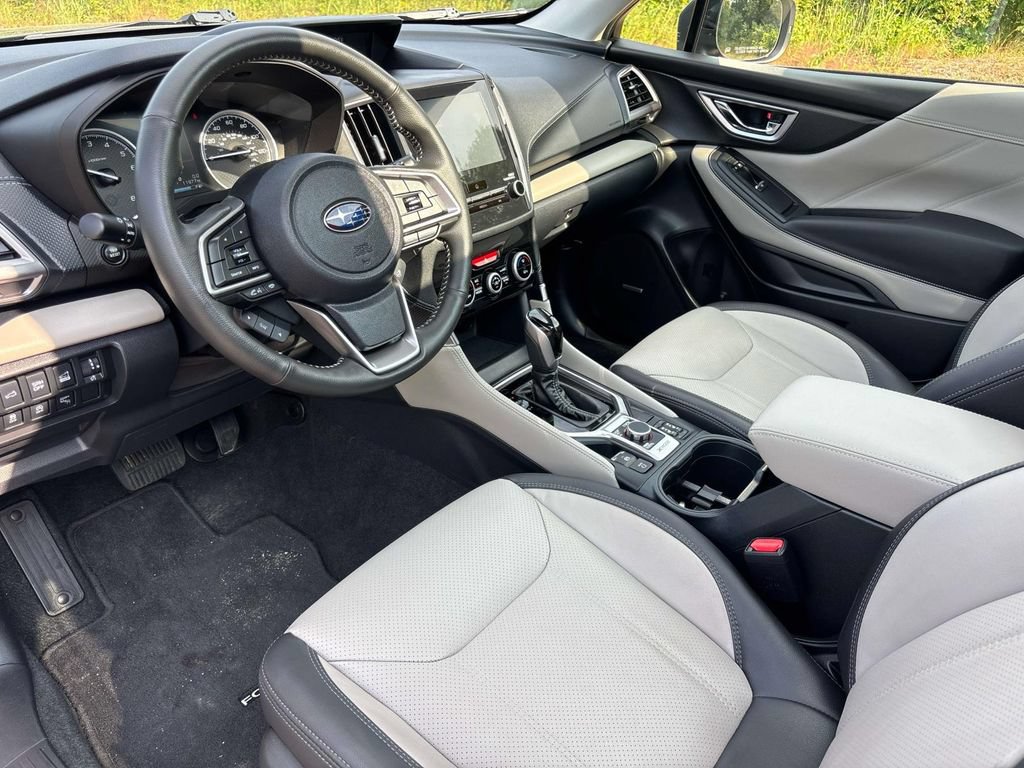 Used 2024 Subaru Forester Limited AWD/4WD image 13