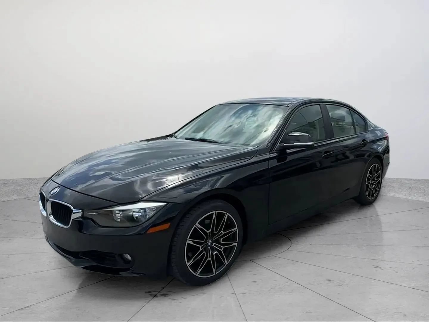 Used 2015 BMW 328i Sedan RWD image 1