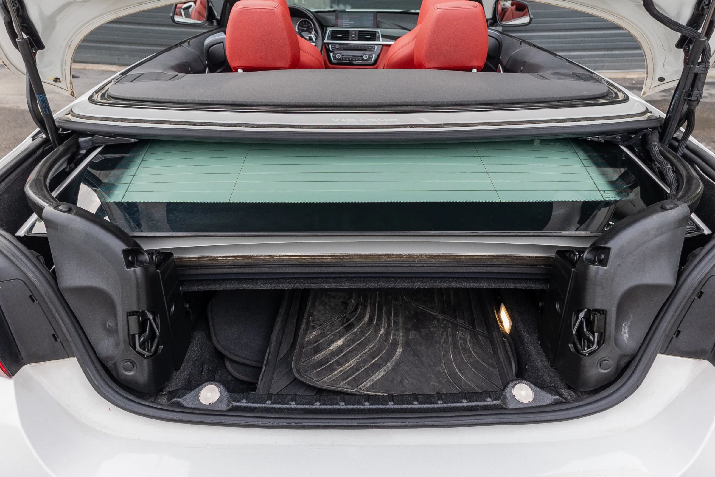Used 2018 BMW 440i Convertible RWD image 38