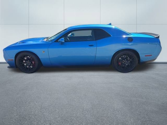 Used 2016 Dodge Challenger SRT Hellcat image 2