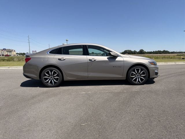 Used 2023 Chevrolet Malibu RS FWD image 6