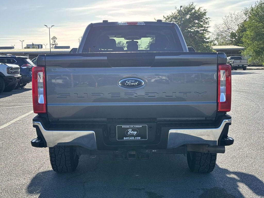 Used 2024 Ford F250 XLT AWD/4WD image 4