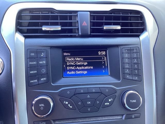 Used 2018 Ford Fusion S FWD image 25