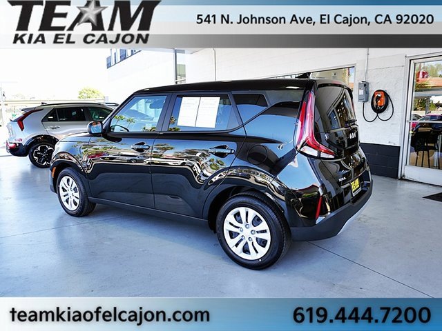 Used 2025 Kia Soul LX image 7
