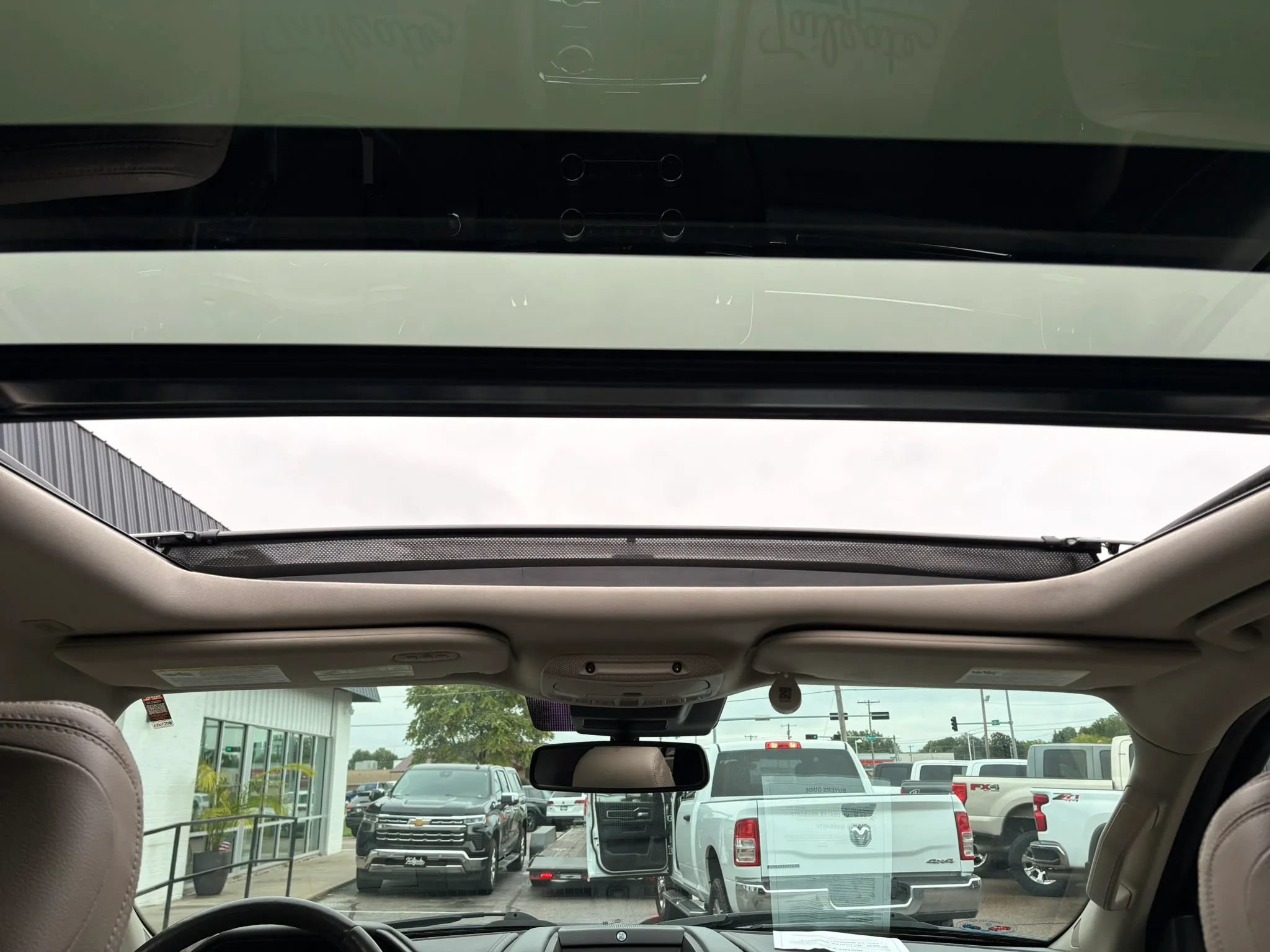 Used 2019 Ford Expedition Limited w/ Special Edition Package AWD/4WD image 27