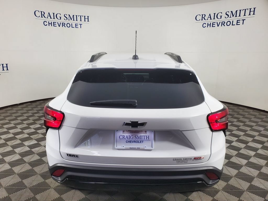 New 2026 Chevrolet Trax RS w/ Driver Confidence Package FWD image 4
