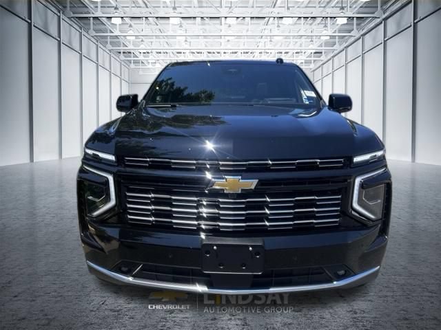 New 2026 Chevrolet Suburban High Country AWD/4WD image 2