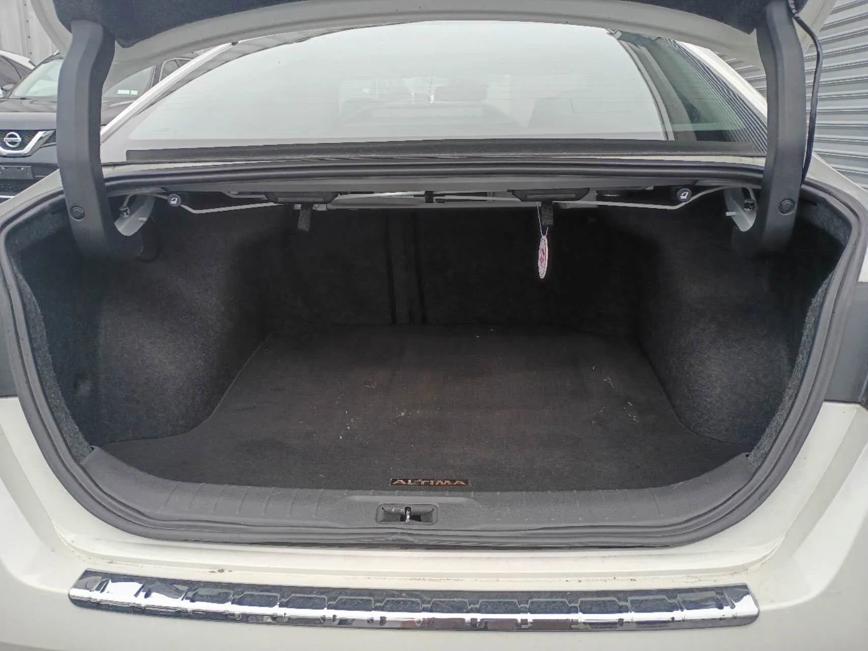 Used 2019 Nissan Altima 2.5 SL AWD/4WD image 13