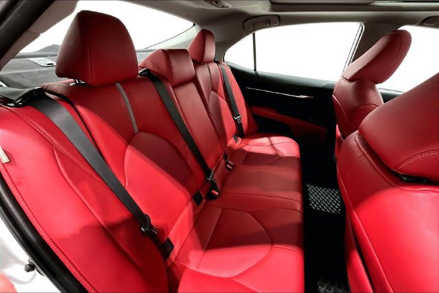 Used 2019 Toyota Camry XSE FWD image 30