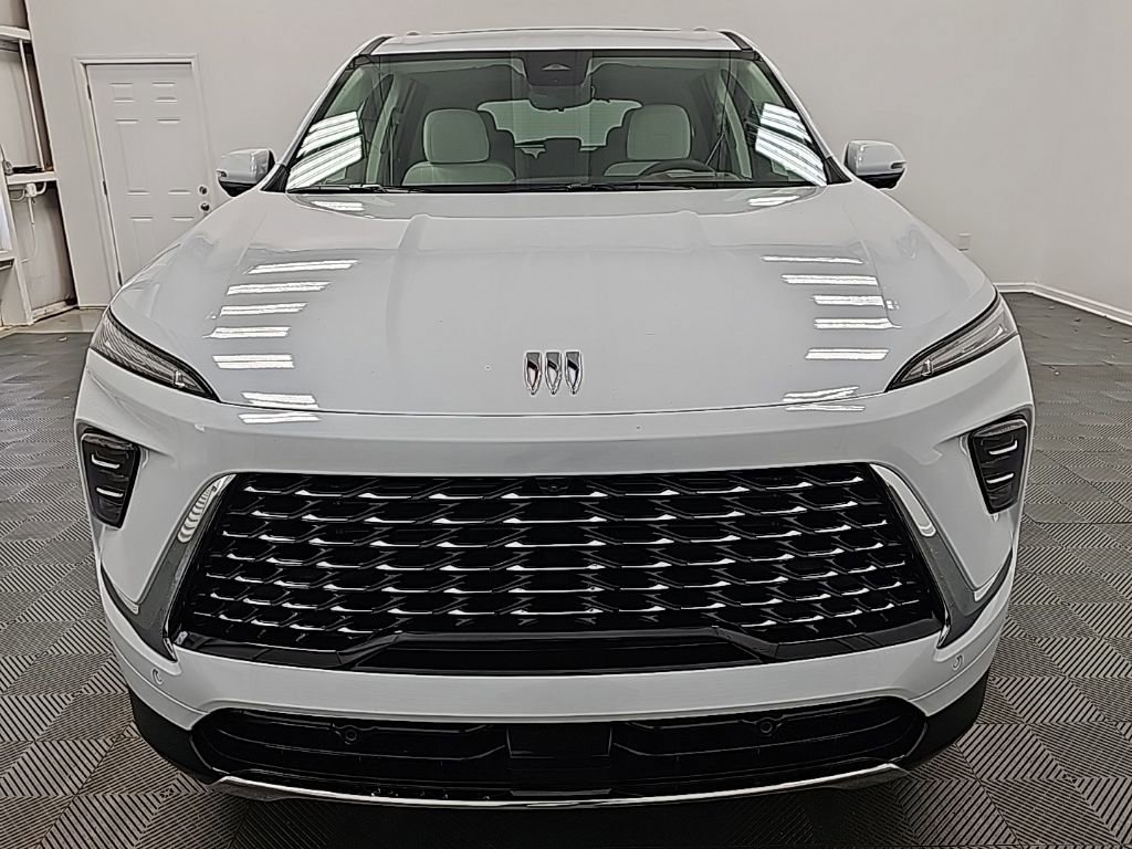 New 2026 Buick Enclave Avenir w/ Super Cruise Package image 3