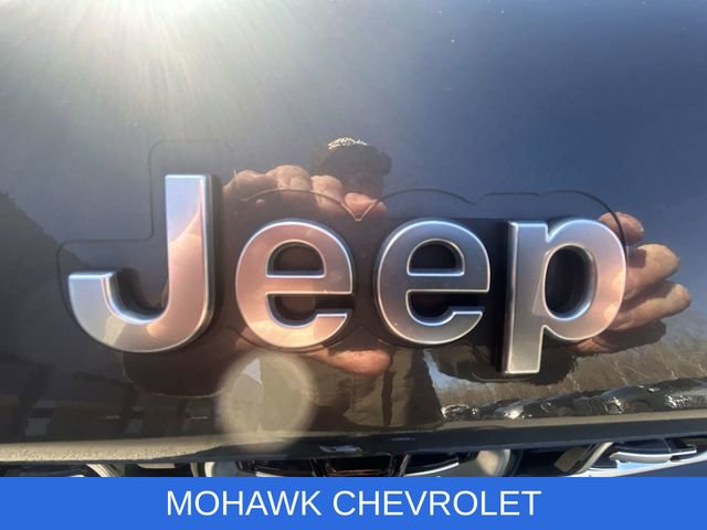 Used 2022 Jeep Grand Cherokee Summit w/ Adv Protech Group IV image 33