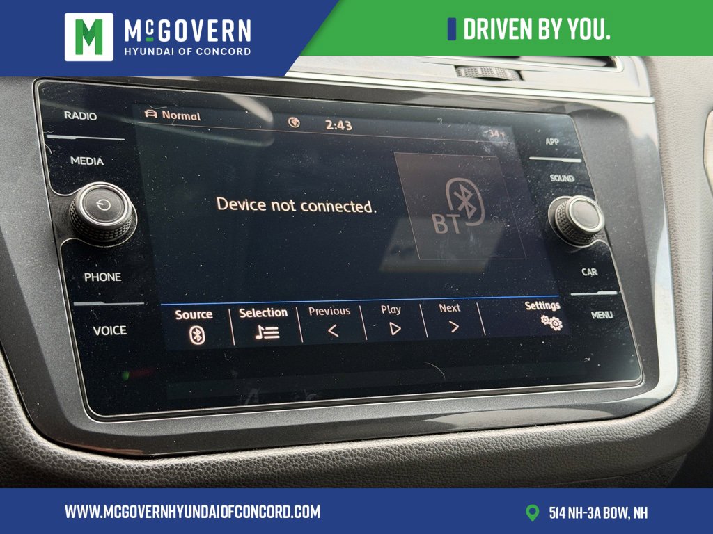 Used 2020 Volkswagen Tiguan SE R-Line w/ 3rd Row Seat Package image 8