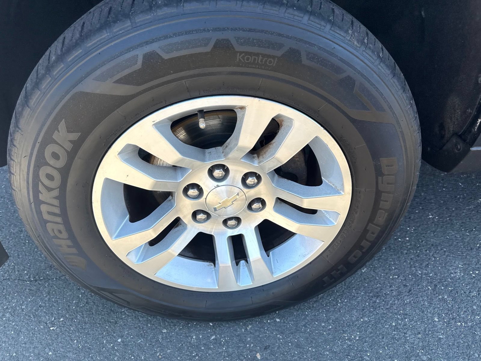 Used 2019 Chevrolet Silverado 1500 LT w/ All Star Edition AWD/4WD image 11