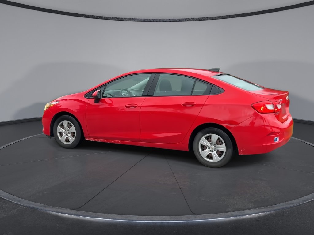 Used 2018 Chevrolet Cruze LS FWD image 6