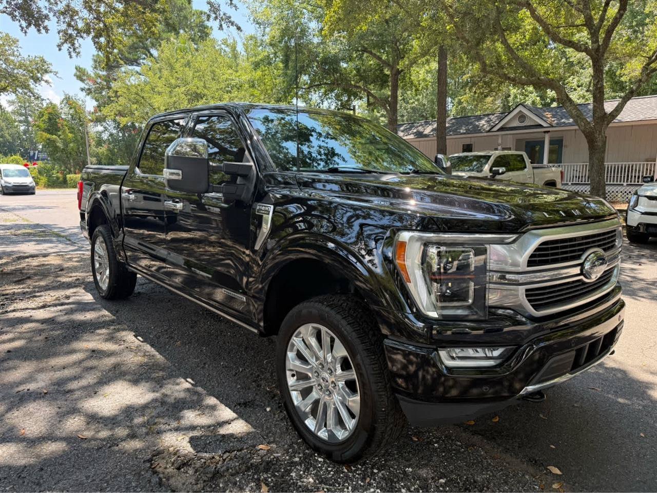 Used 2022 Ford F150 Limited AWD/4WD image 8