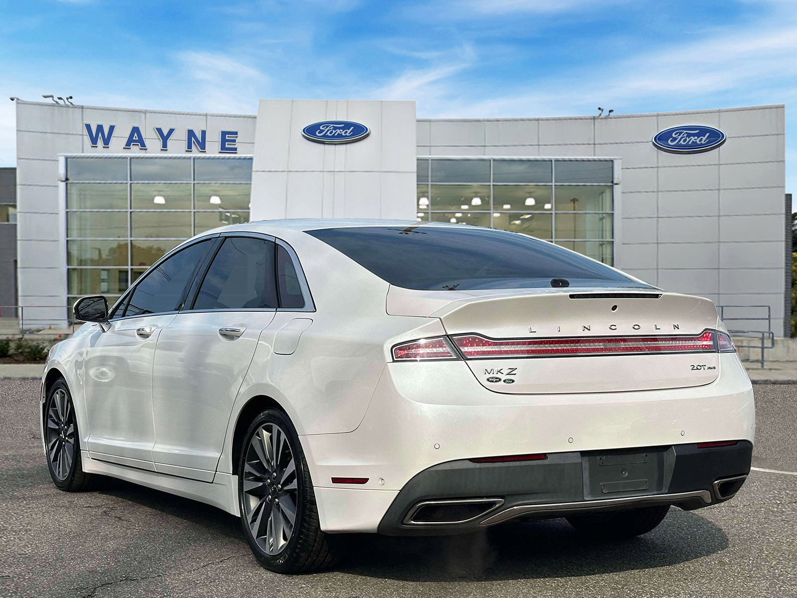 Used 2020 Lincoln MKZ Reserve w/ Elements Package image 4