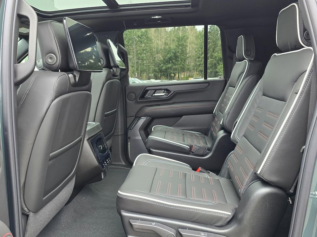 New 2026 GMC Yukon XL AT4 Ultimate AWD/4WD image 16
