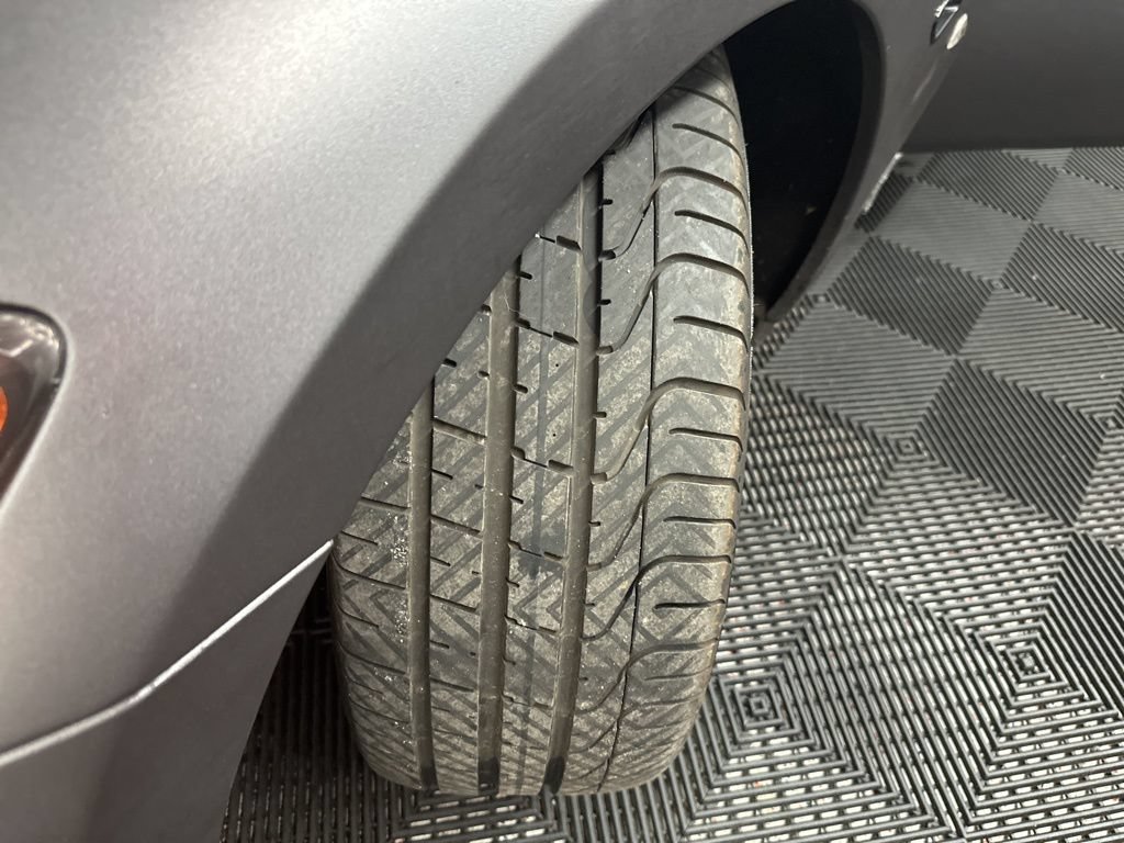Used 2015 Maserati GranTurismo Sport RWD image 35