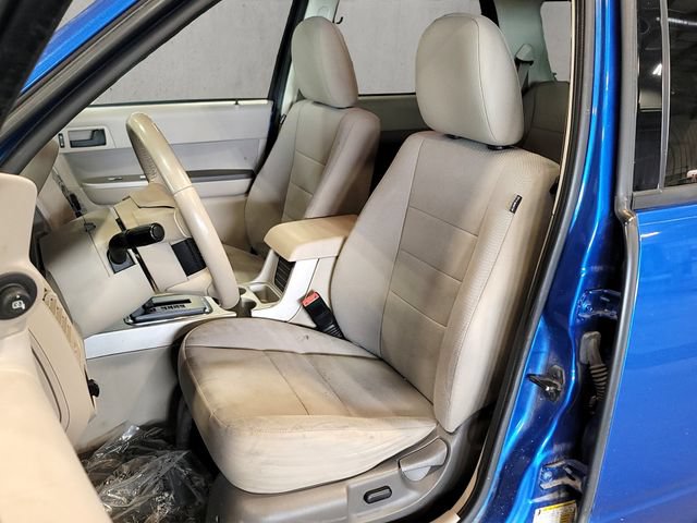 Used 2011 Ford Escape XLT w/ 202A Rapid Spec Order Code AWD/4WD image 5