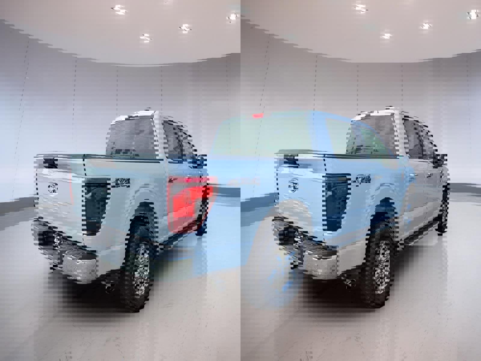 Used 2025 Ford F150 XLT w/ Equipment Group 301A Standard image 4