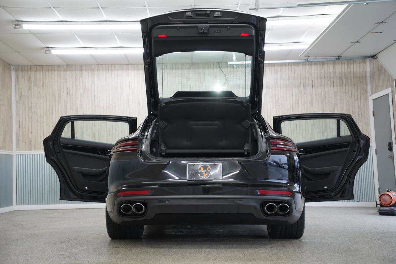 Used 2019 Porsche Panamera 4 Executive AWD/4WD image 39