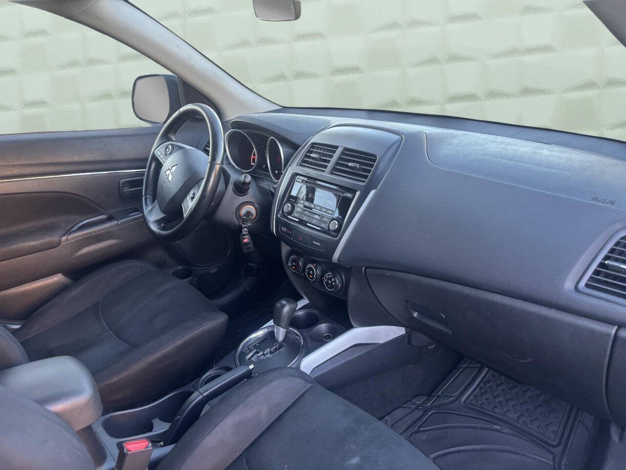 Used 2014 Mitsubishi Outlander Sport ES FWD image 14