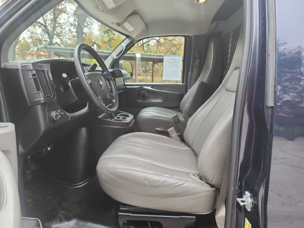 Used 2015 Chevrolet Express 2500 w/ Cold Climate Package image 13