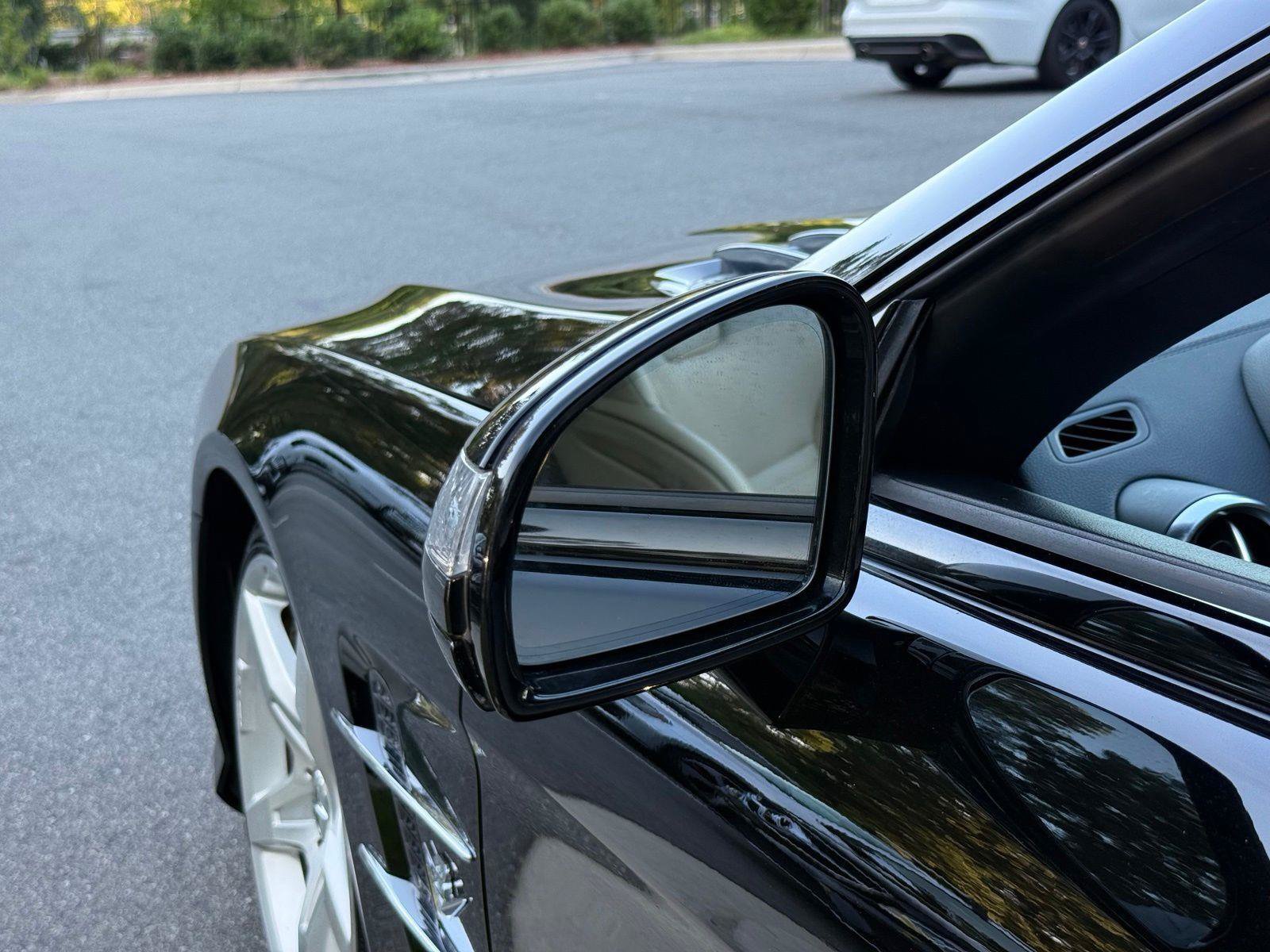Used 2013 Mercedes-Benz SL 550 w/ Premium Pkg image 14