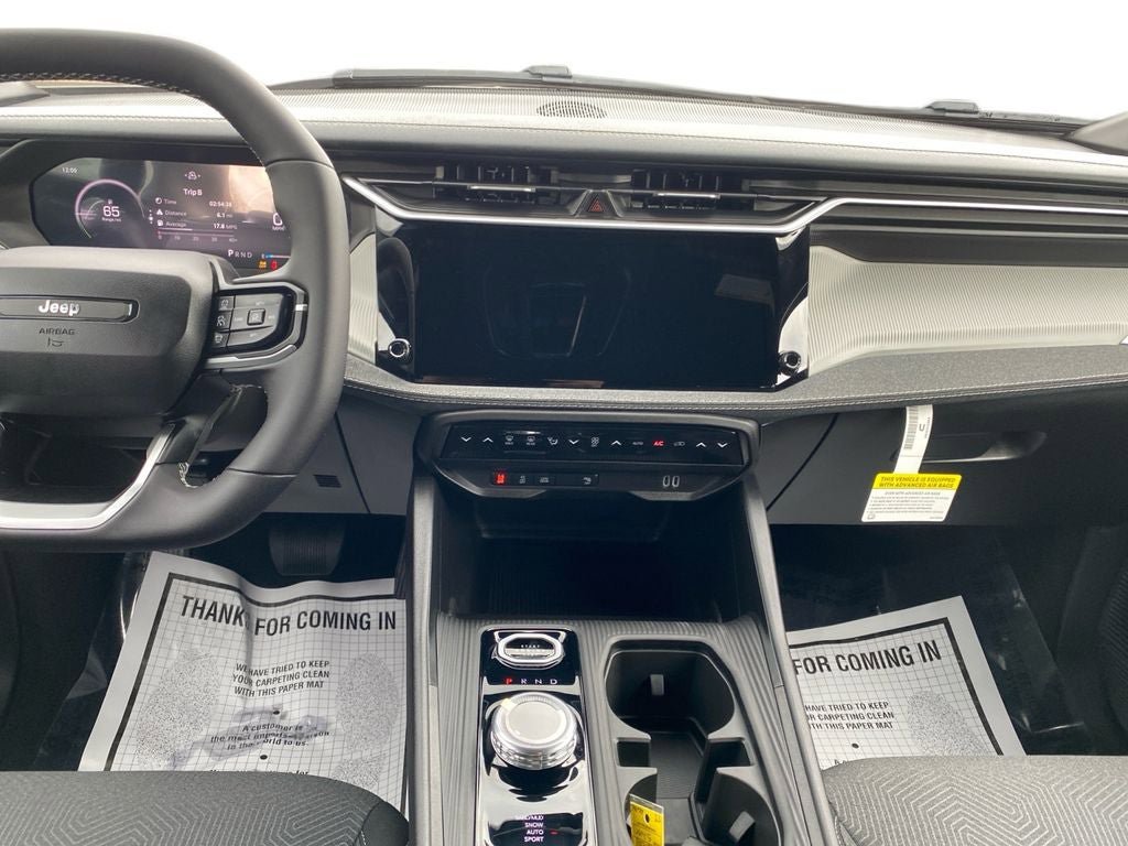 New 2026 Jeep Cherokee Laredo AWD/4WD image 15