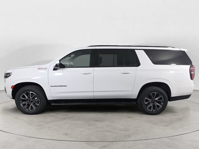 Certified 2023 Chevrolet Suburban Z71 w/ Luxury Package AWD/4WD image 8