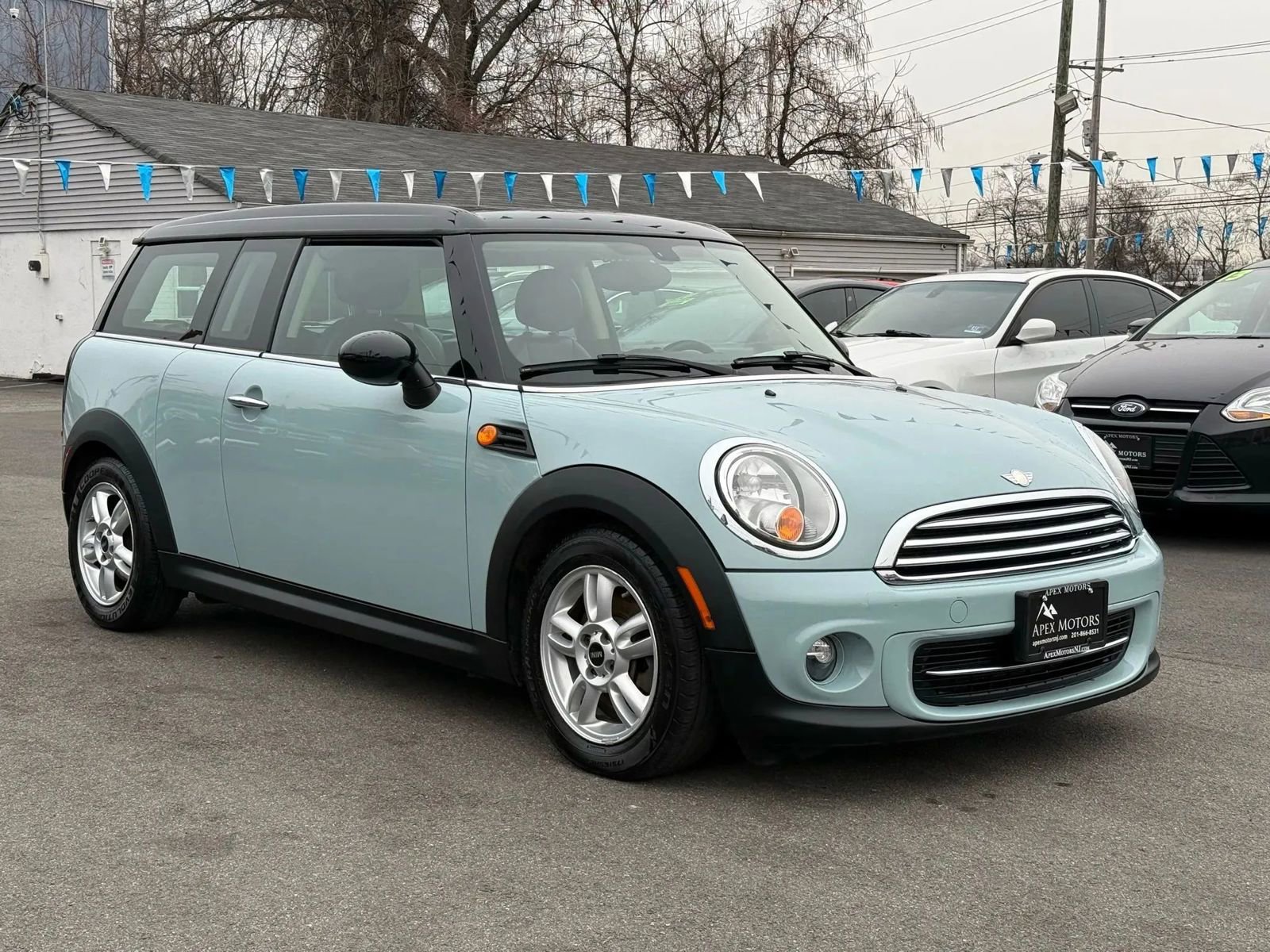 Used 2013 MINI Cooper Clubman image 3