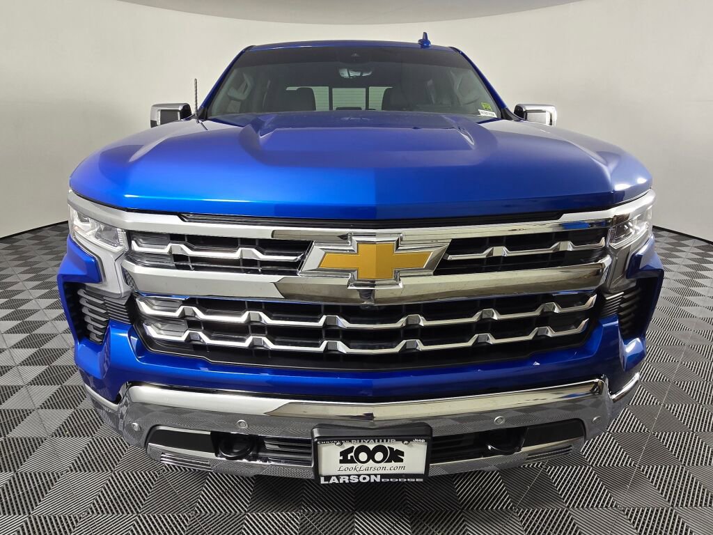 Used 2024 Chevrolet Silverado 1500 LTZ w/ Technology Package image 8