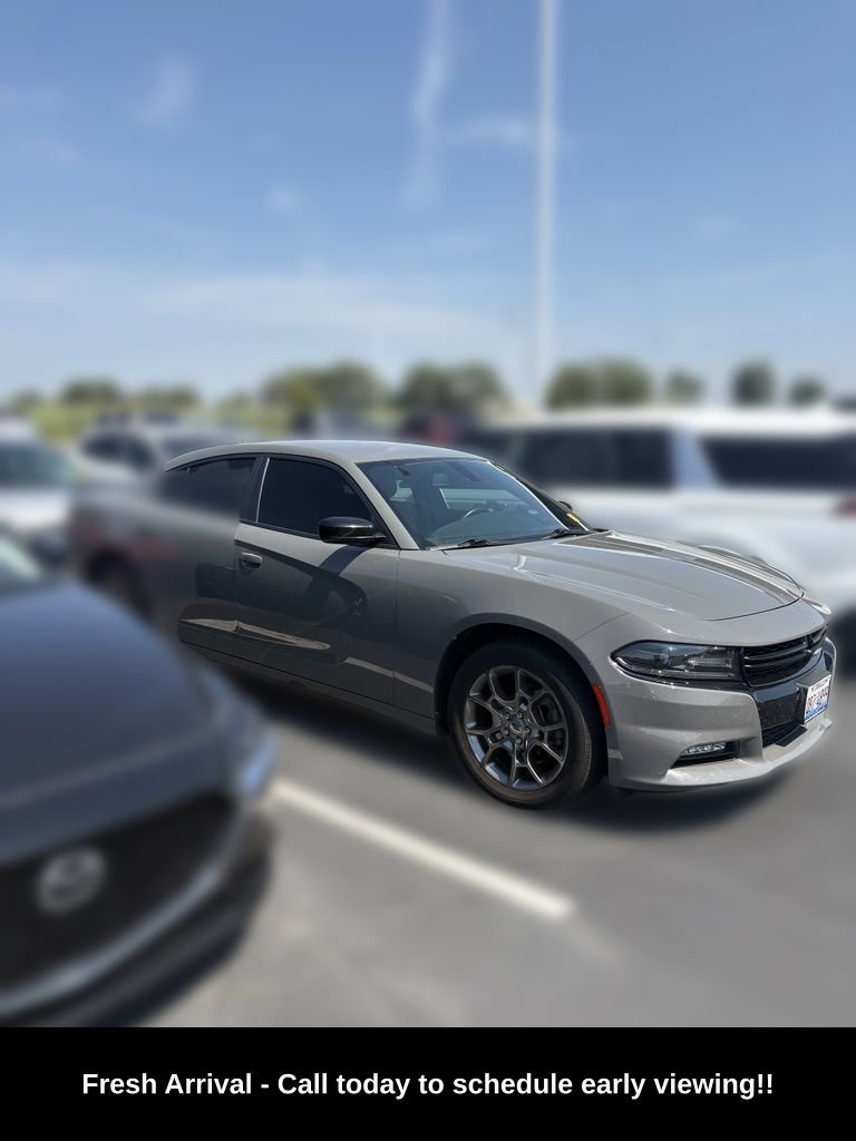 Used 2017 Dodge Charger SXT w/ Driver Confidence Group AWD/4WD image 2