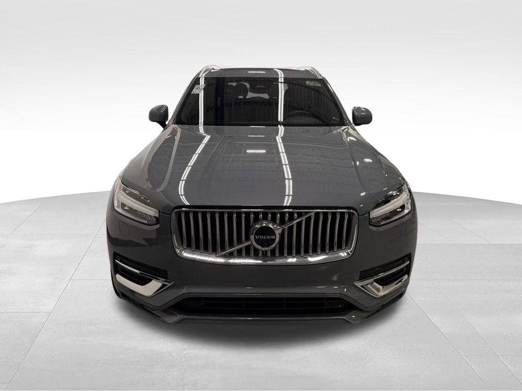 Used 2023 Volvo XC90 B6 Plus w/ Protection Package Premier AWD/4WD image 8