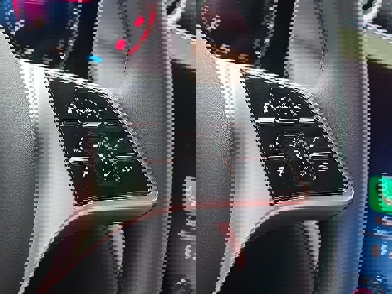 New 2026 Mercedes-Benz GLC 300 4MATIC image 24