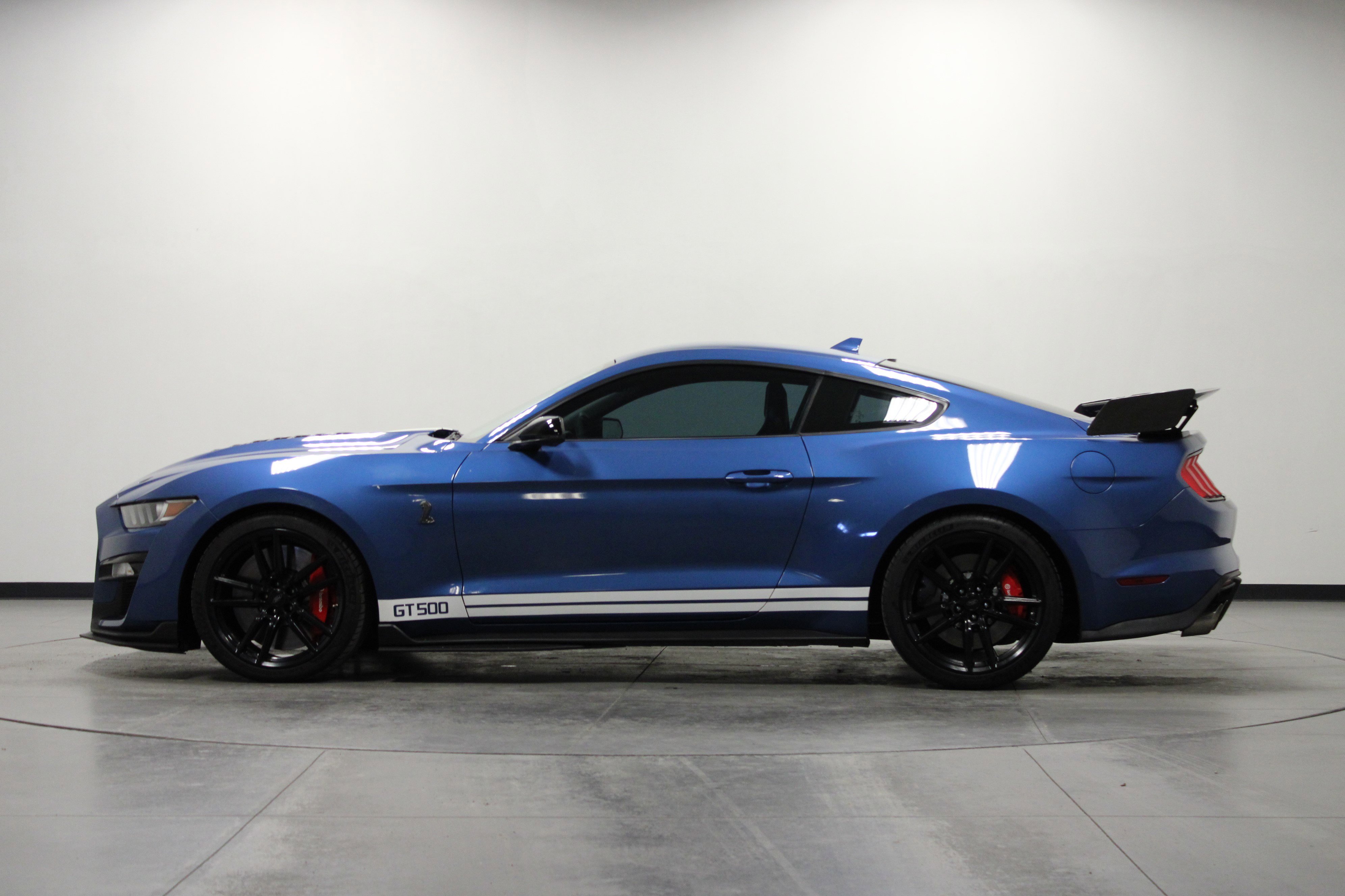 Used 2020 Ford Mustang Shelby GT500 w/ Technology Package image 7