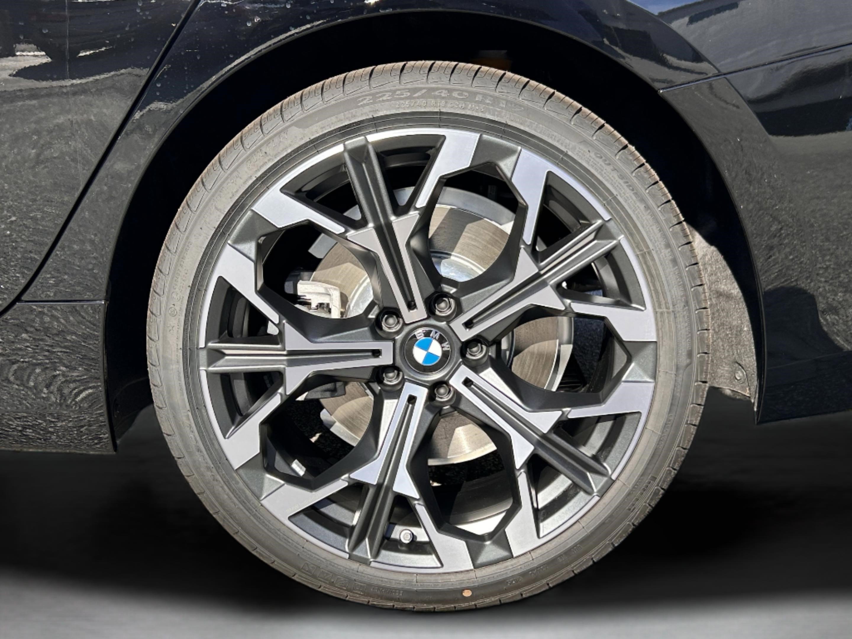 Used 2026 BMW 330i Sedan w/ Convenience Package image 8