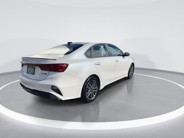 Used 2024 Kia Forte GT-Line image 9