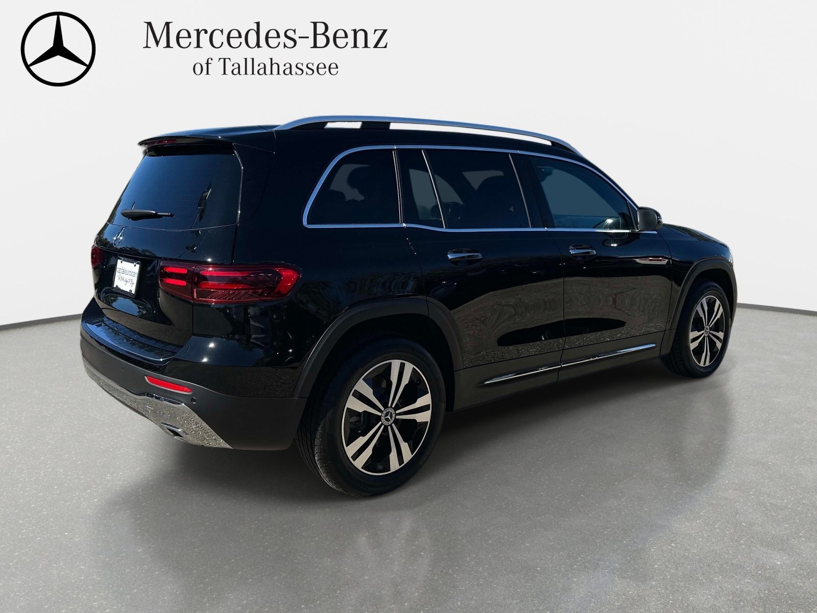 Used 2025 Mercedes-Benz GLB 250 image 5