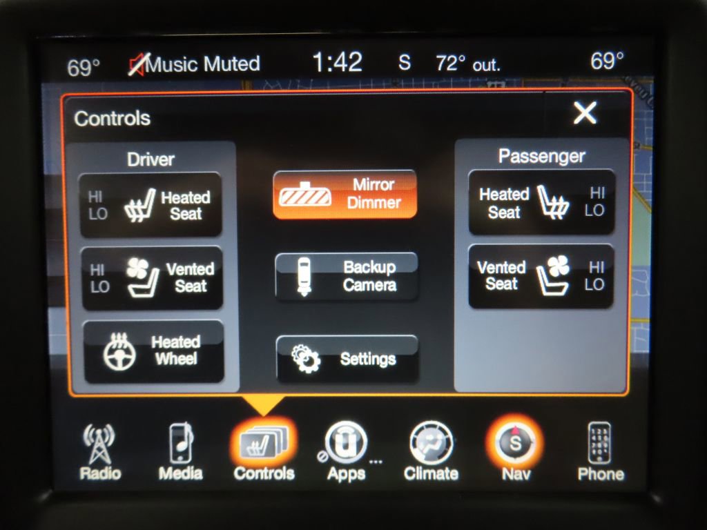 Used 2017 RAM 1500 Laramie w/ Convenience Group AWD/4WD image 19