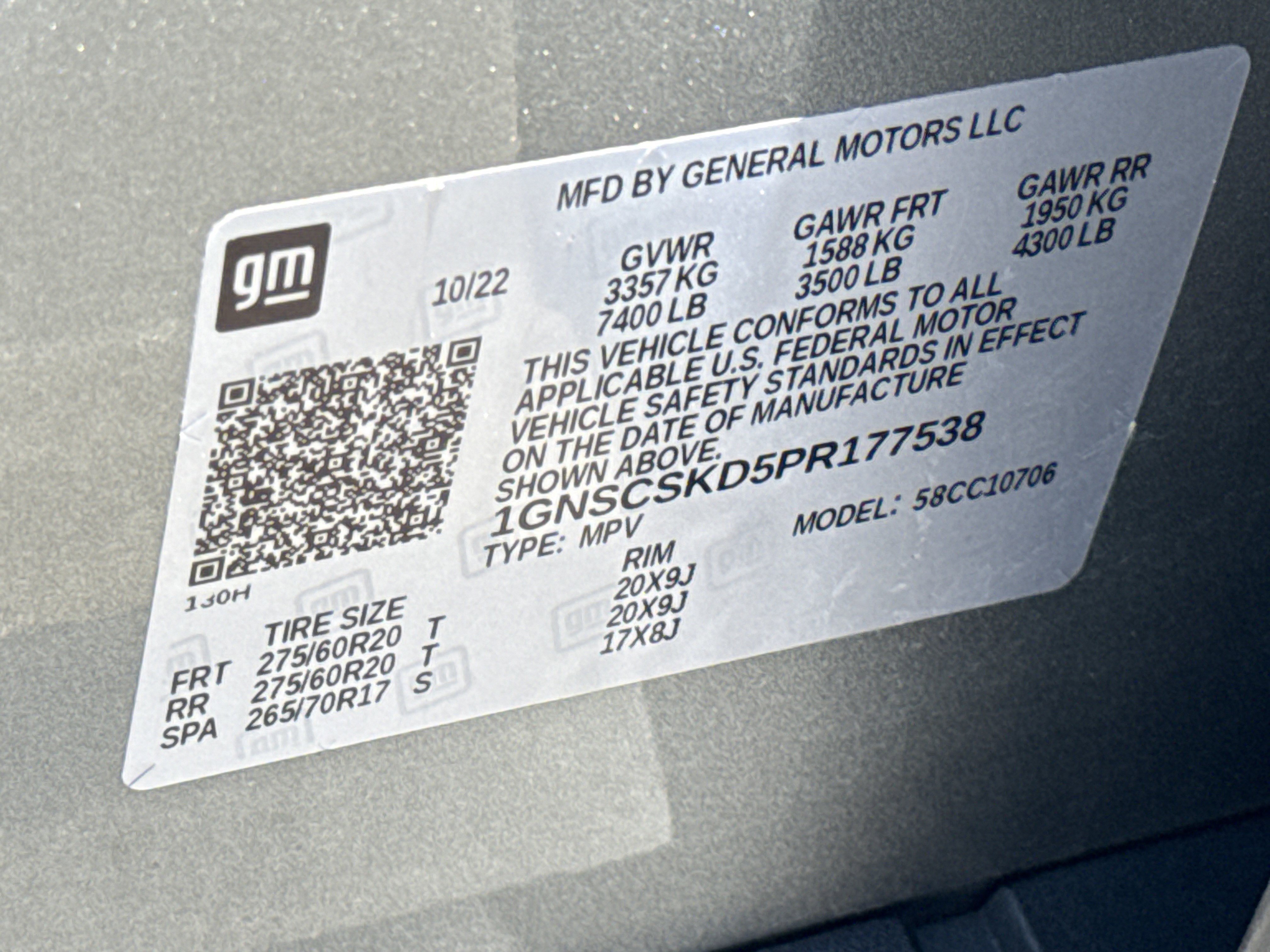 Used 2023 Chevrolet Tahoe Premier RWD image 3